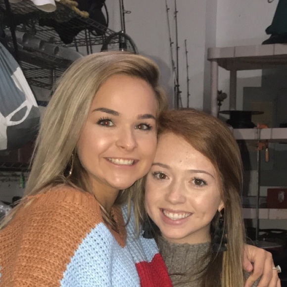 Meet your Posher, Maia - Picture 1 of 2